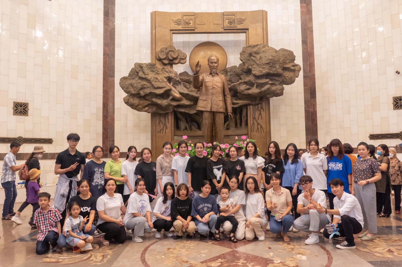 NGOẠI KHOÁ TỔ SỬ - ĐỊA - GDCD NĂM HỌC 2021 - 2022
