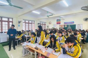 Tổ Toán - Trường THPT chuyên Chu Văn An tiên phong dạy Toán bằng tiếng Anh,  hướng tới chuẩn hóa "ngôn ngữ thứ hai" trong trường học